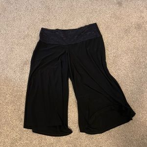 Black Gaucho Wide Length Crops 1X
